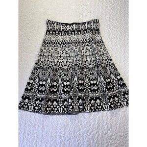 Roz & Ali Black & White Elastic Waistband Knit Flowy A-Line Skirt size small